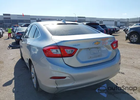 2017 Chevrolet Cruze Premier Auto z USA, uszkodzony, nr VIN 1G1BF5SM1H7202698